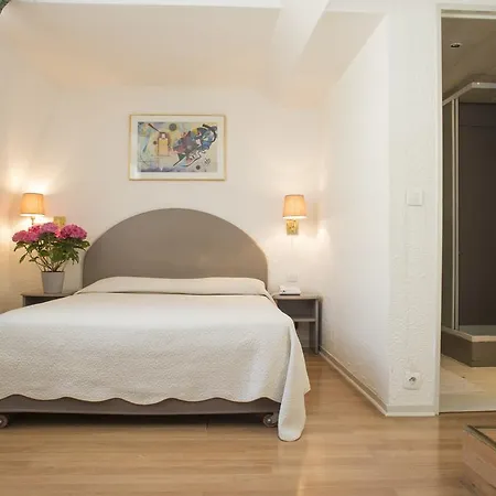Hotel Royal Bastille-3