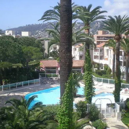 Residence Odalys Open Golfe Juan-2