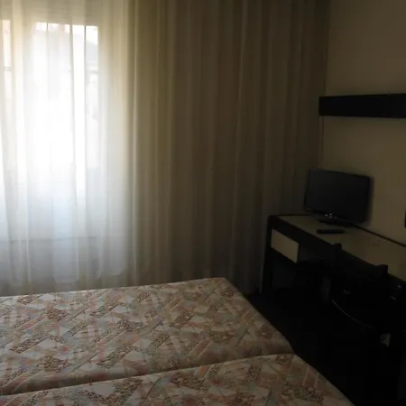 Hotel Des 3 Marchands-3