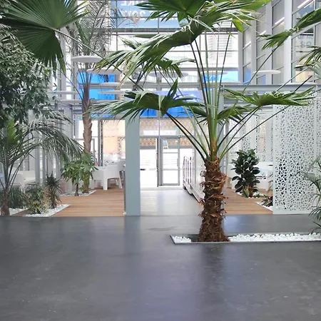 Les Thermes-2