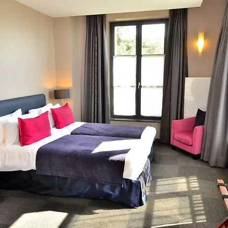 Auberge Du Château Bleu-2