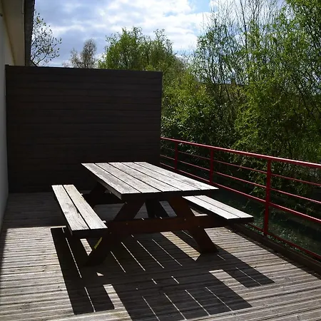 Chambres D'Hotes Les Ecuries De La Source-3