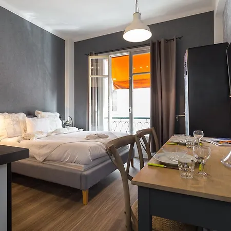 Azur City Hotel-3