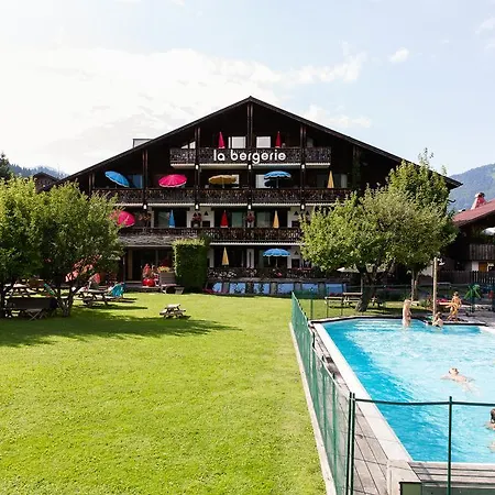 Hotel La Bergerie-3