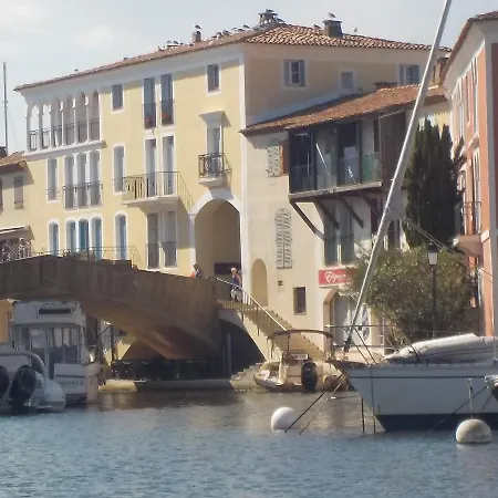 Apart Port Grimaud Marche-2