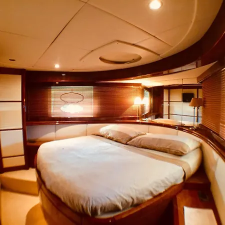 Saint Tropez Luxury Yacht-2