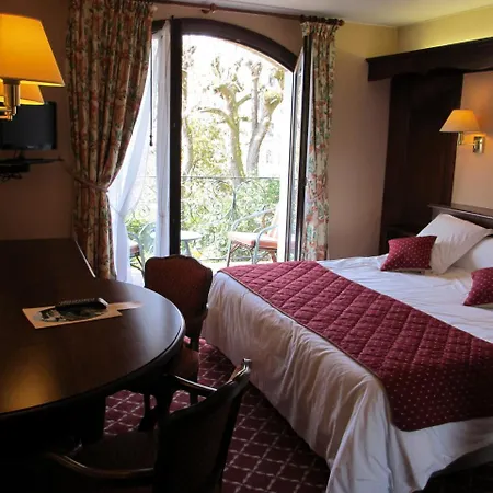 Aux Meubles Du Manoir-2