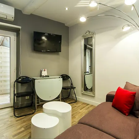 Florella Jean De Riouffe Apartment-2
