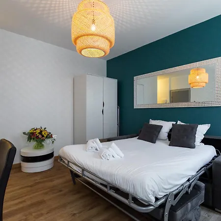 Florella Clemenceau Apartment-2