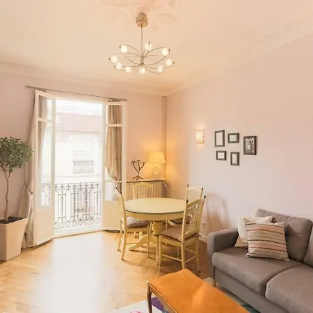 Appartement Carre D'Or-3