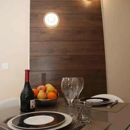 Stylish 2 Room Flat 50 Meters To The Beach-3