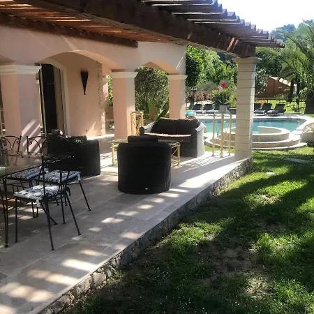 Luxueuse villa piscine et jacuzzi-3