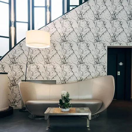 Logis Hotel Le Miramont-3