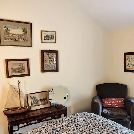 Lyon Country House-3