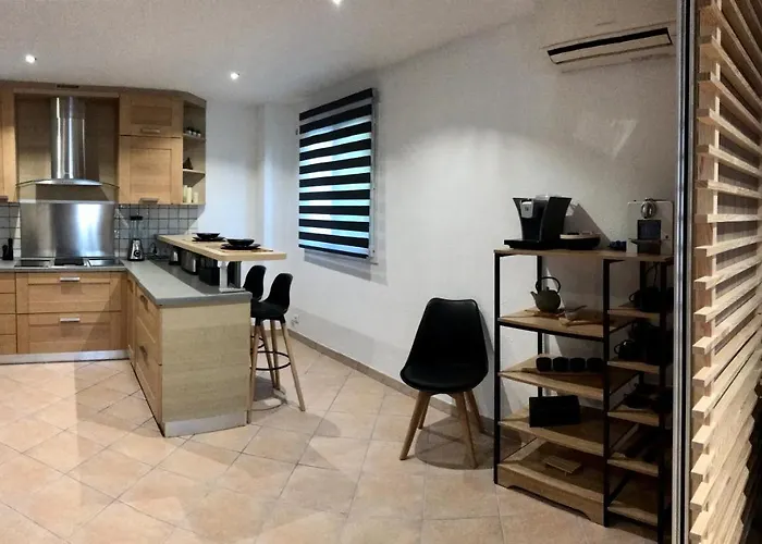échappée-belle-appartement dans maison Èze