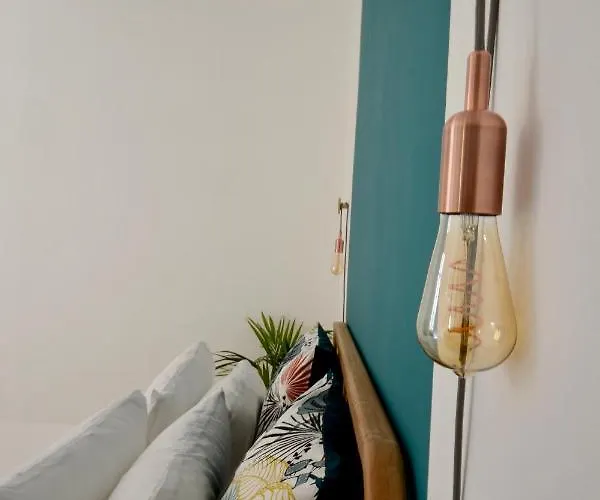 Huisdiervriedelijke Old Town Antibes Apartment