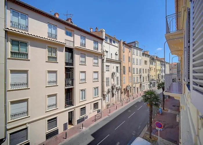Magnifiques Appartements A 2 Pas Du Palais Cannes