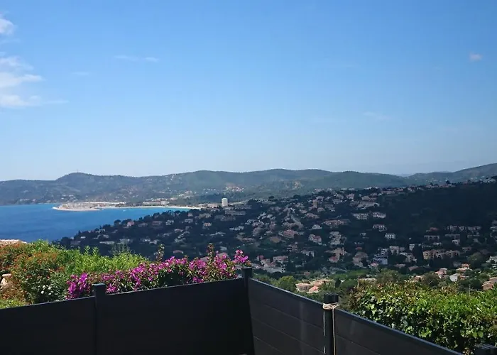 Ferienwohnung Vue Panoramique Exceptionnelle Le Lavandou