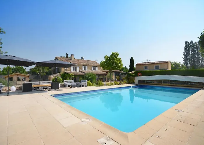 B&B Le Mas Julien piscine chauffée adult only Orange 