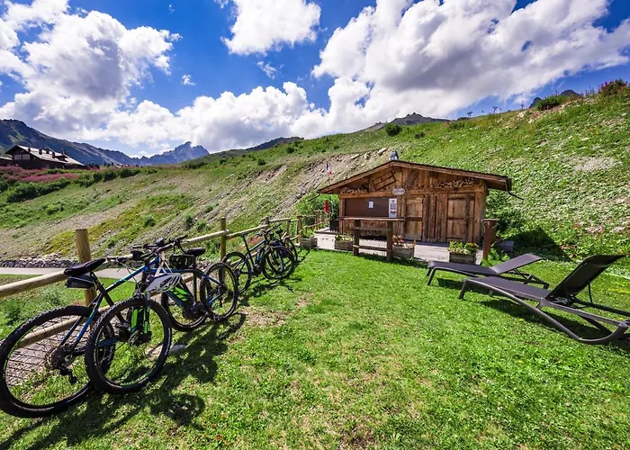 Hotel 3 Etoiles -Restaurant Le Pilatus Courchevel