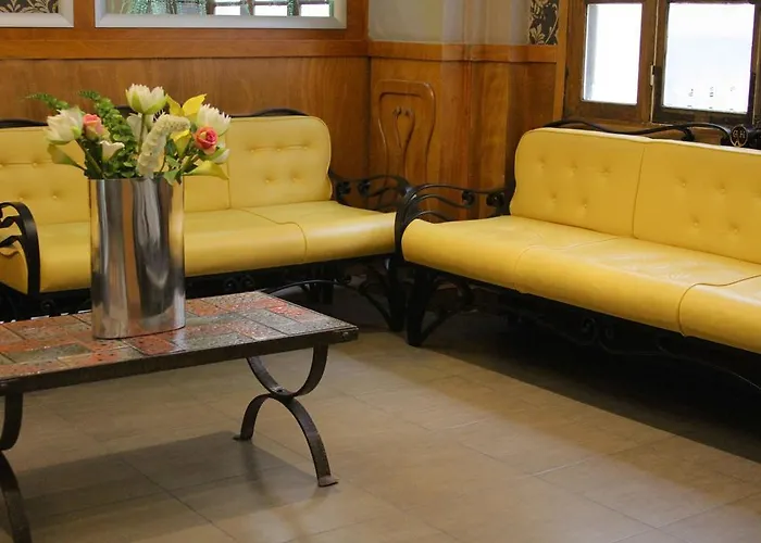 Grand Hotel Amelot Paris