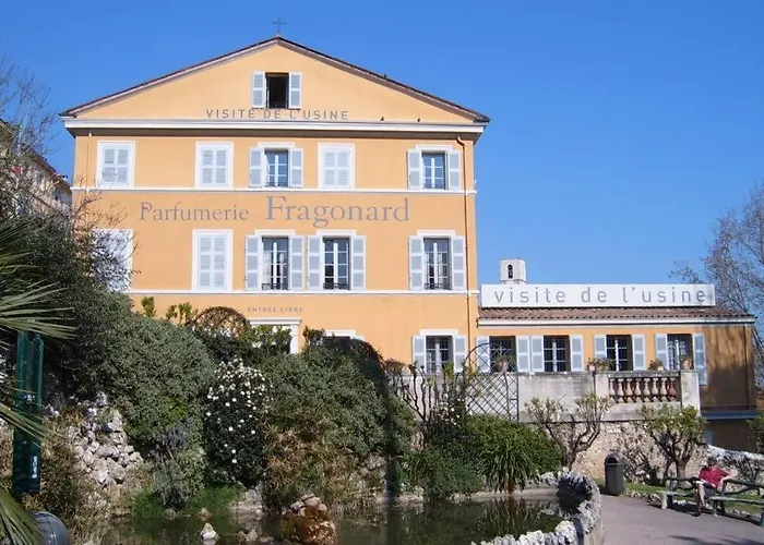 3 pièces neuf au pied des musées - Wifi&Parking Grasse