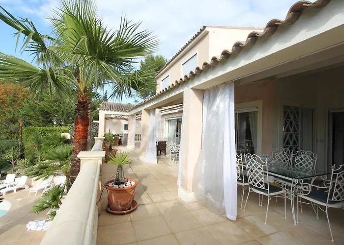 Juan Les Pins Near Cannes Beaches 18-20 Guests Antibes