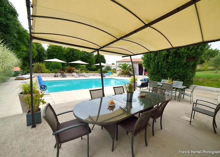 Le Clos des Oiseaux Saintes