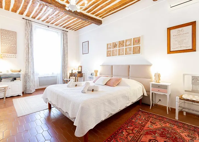 Privates Villa De L'Horloge Antibes