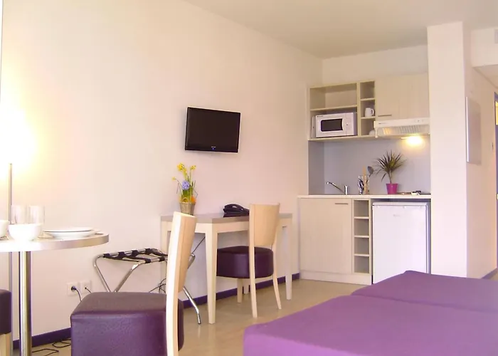 Appart'Hotel - Residence La Closeraie Lourdes