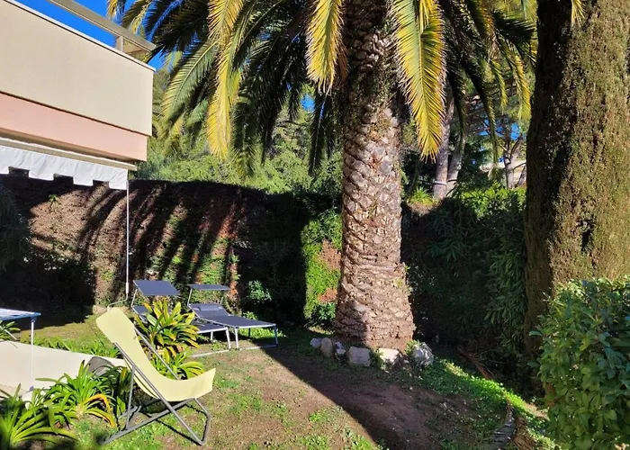 Clim Jardin et parking privé -piscine tennis et Park Vue mer Grasse