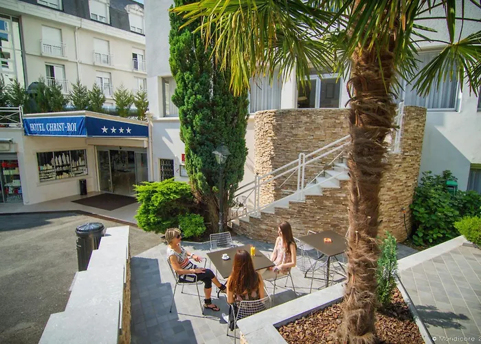 Hotel Christ Roi Lourdes