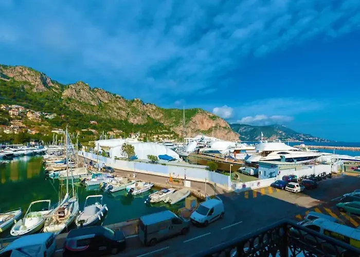 Stunning Beaulieu Sur Mer Retreat Chic With Air-Conditioning And Breathtaking Views privato