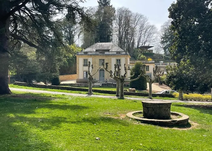 The Parc Place Sarlat