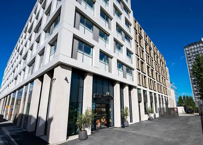 Staycity Aparthotels Paris La Defense Courbevoie