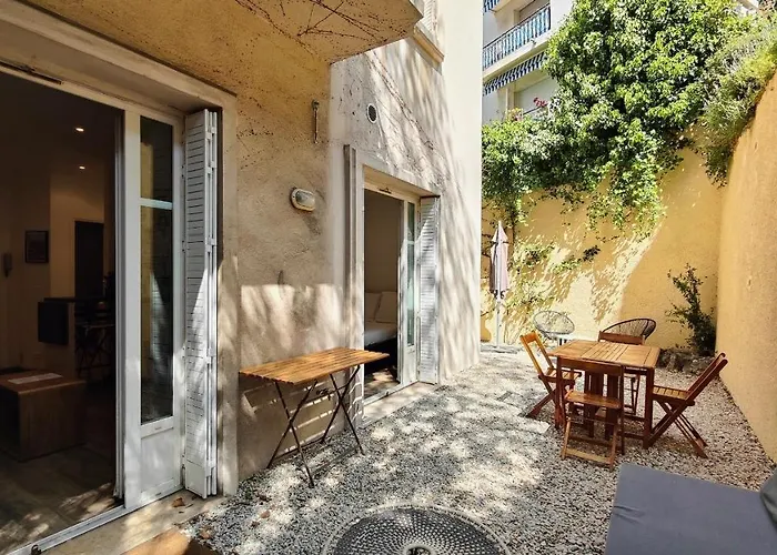 Appartement Maison Jeanne By Booking Guys Nizza