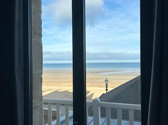 Hotel Papagayo à Saint-Aubin-Sur-Mer 