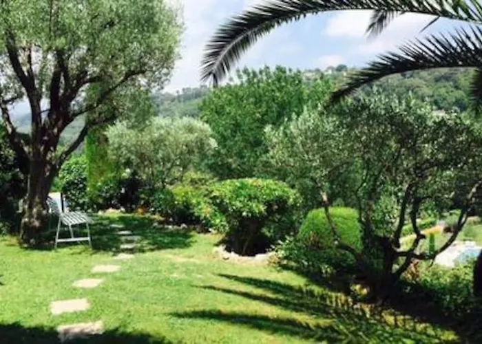 Boutique Le Saint Paul Appartements Dans Villa Provencale