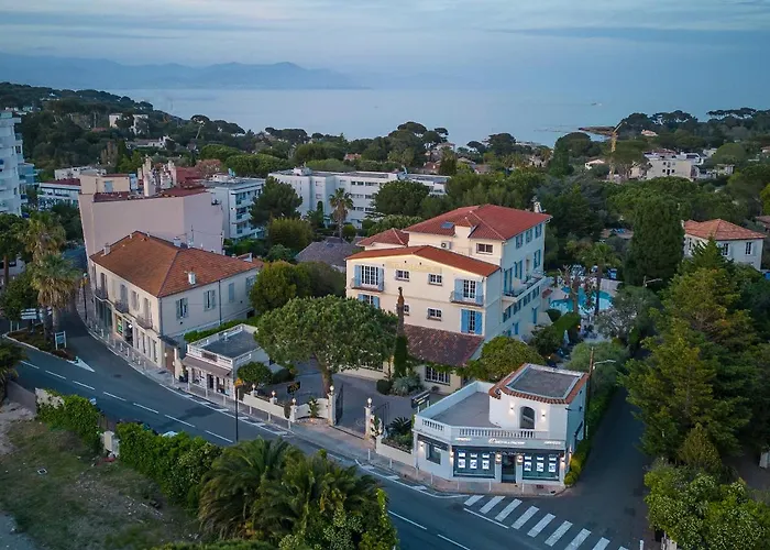 Hotéis de Antibes