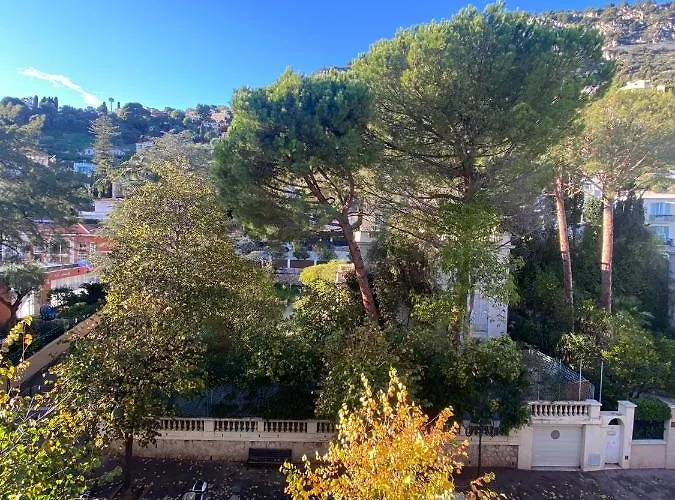 Beaulieu-Sur-Mer: Appartement Idealement Situe