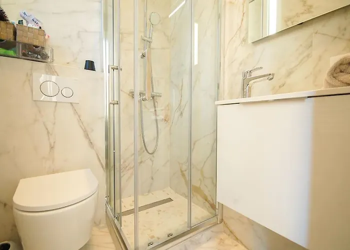 Keep In Touch 3 Bedroom/3 Bathroom/Wifi Cannes