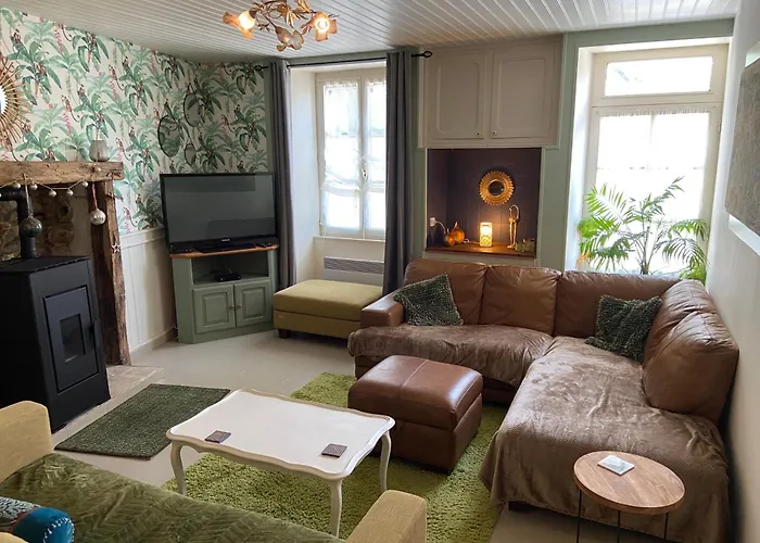 Maison La Roche Chambre D'Hotes Le Vigeant