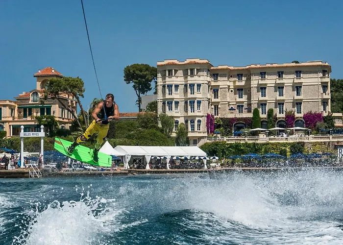 Juan-les-Pins hotels near Notre-Dame de Bon Port