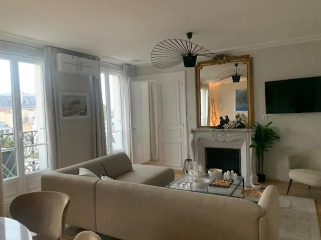 Le Ciel De Paris - Montparnasse & Jardin Du Luxembourg Acomodação com café da manhã