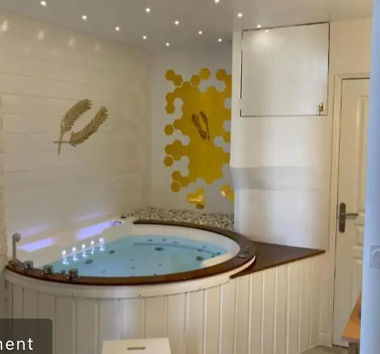 New Suite & Spa - Cannes Centre - Croisette (Adults Only)