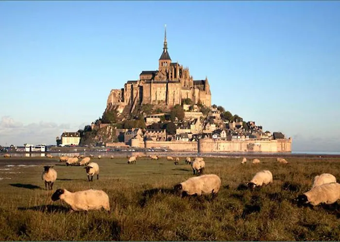 Hotel La Croix Blanche Mont St. Michel