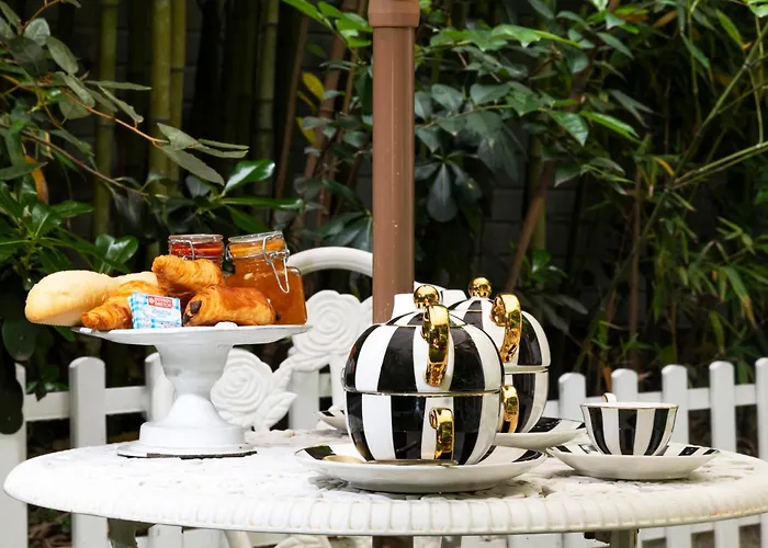 La Romana Luxe Et Serenite Au Coeur De Saint-Tropez Suites Spacieuses Avec Jardin Enchanteur