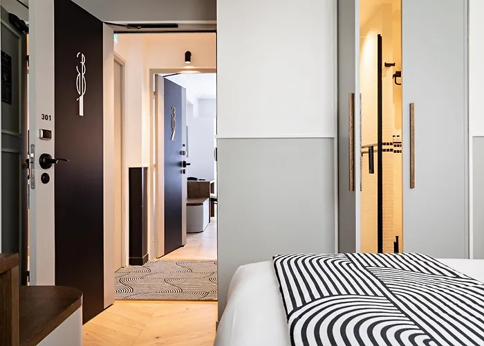 Best Western Premier The Blake Paris Gare Saint Lazare