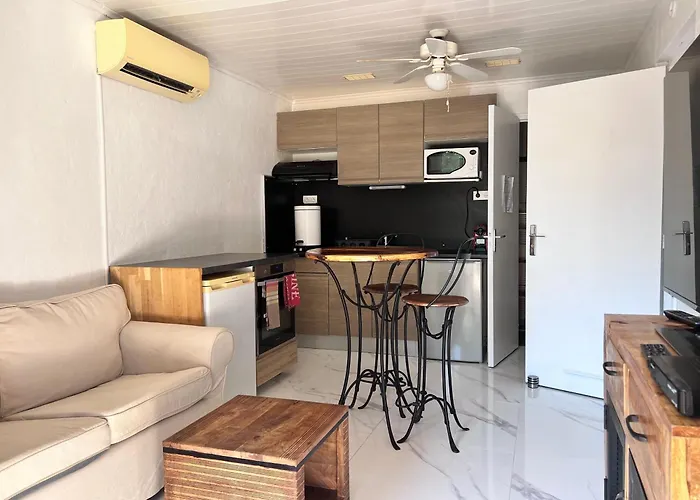Bed and breakfast L'oasis-LES ISSAMBRES