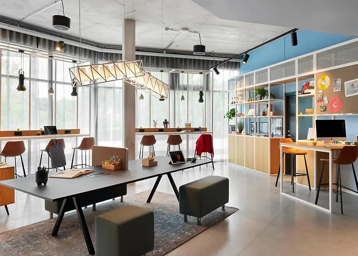Hotel Moxy Antibes Sophia Antipolis à Biot